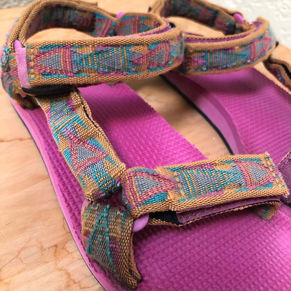 Pink Teva Sandals - 7